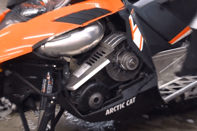 How to Change a Belt and Adjust Deflection on a 2012 Arctic Cat – Tech Tip