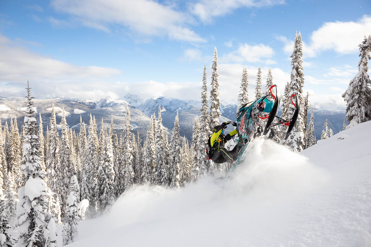 5 Snowmobile Photography Tips