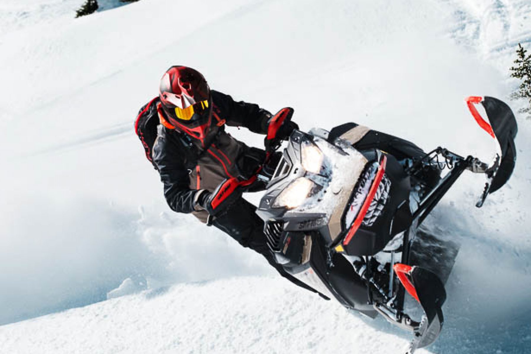 2022 SkiDoo Snowmobile Lineup_2 Mountain Sledder
