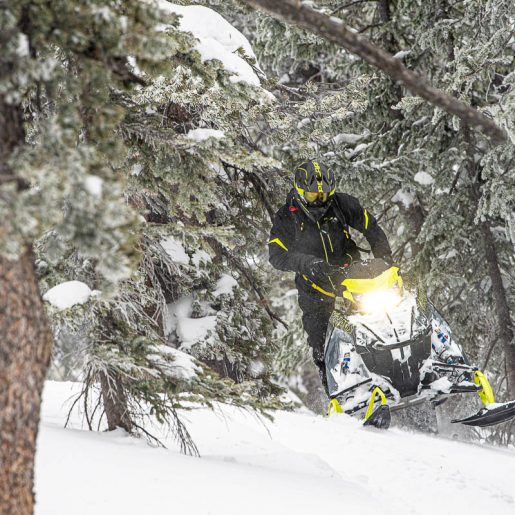 In the MIX With a SIX! Why You Should Consider a 600 cc Mountain Sled