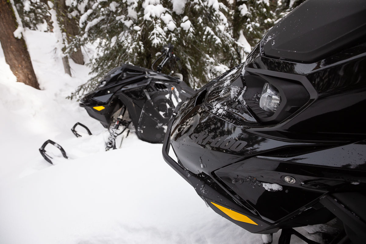 2023 SkiDoo Summit Expert vs Edge Mountain Sledder