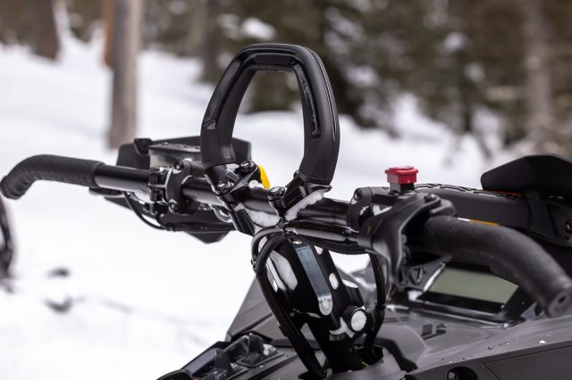 Ski-Doo Summit Neo