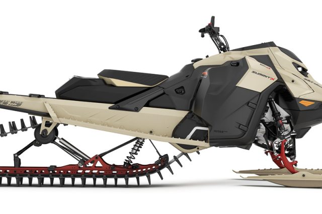 2024 Ski-Doo Summit X
