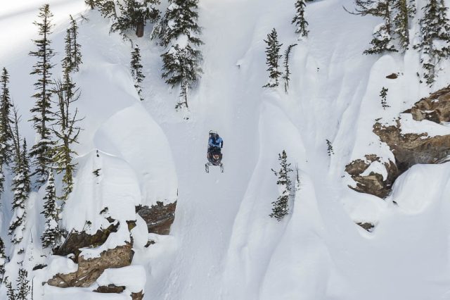 How to Drop Cliffs Snowmobile