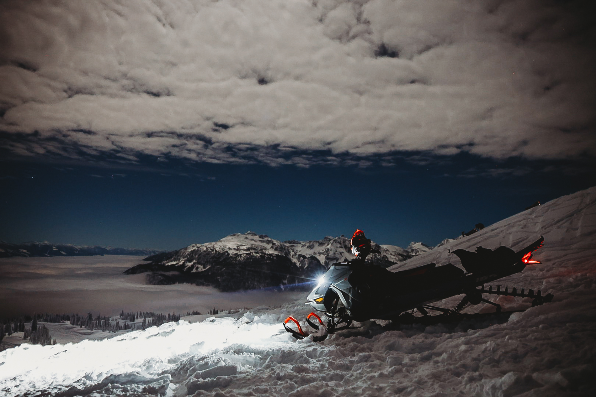 2026 Ski-Doo Summit X 850 Turbo: Deep-Powder Domination | Mountain