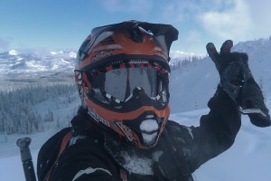 It’s snowing in IDAHO!!